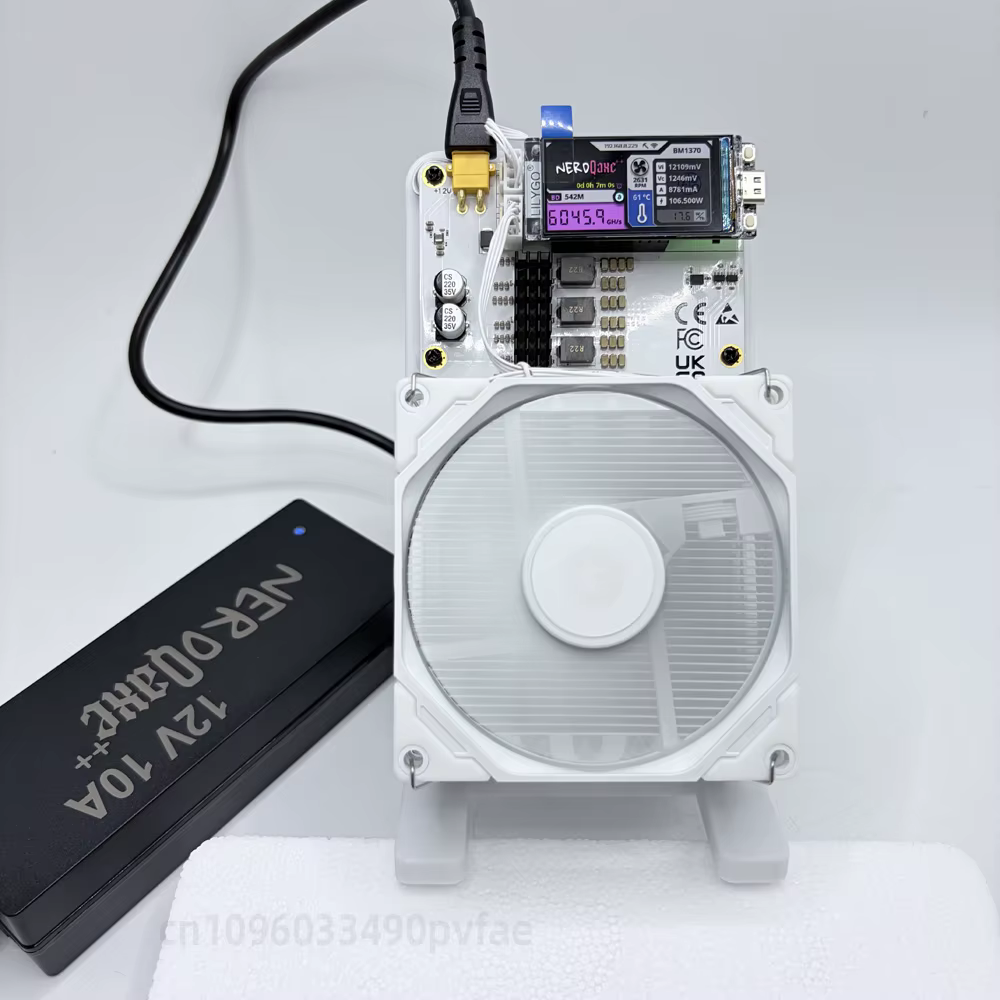 NerdQaxe++ 6TH/s Rev 6.1 100W avec alimentation XT30, double ventilateur, machine de minage Bitcoin BTC open-source pour solo mining BITNerdQaxe