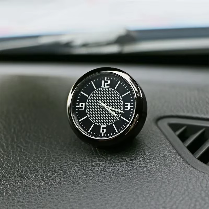 Mini horloge analogique universelle pour voiture avec aiguilles lumineuses, double fixation (ventilation et autocollant), petite montre ronde pour tableau de bord de véhicule